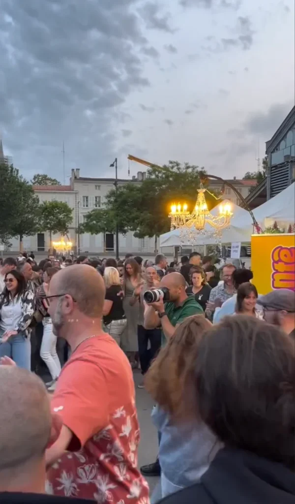 Tournage vidéo des Apéros du Mardi à Niort – ambiance événement en soirée